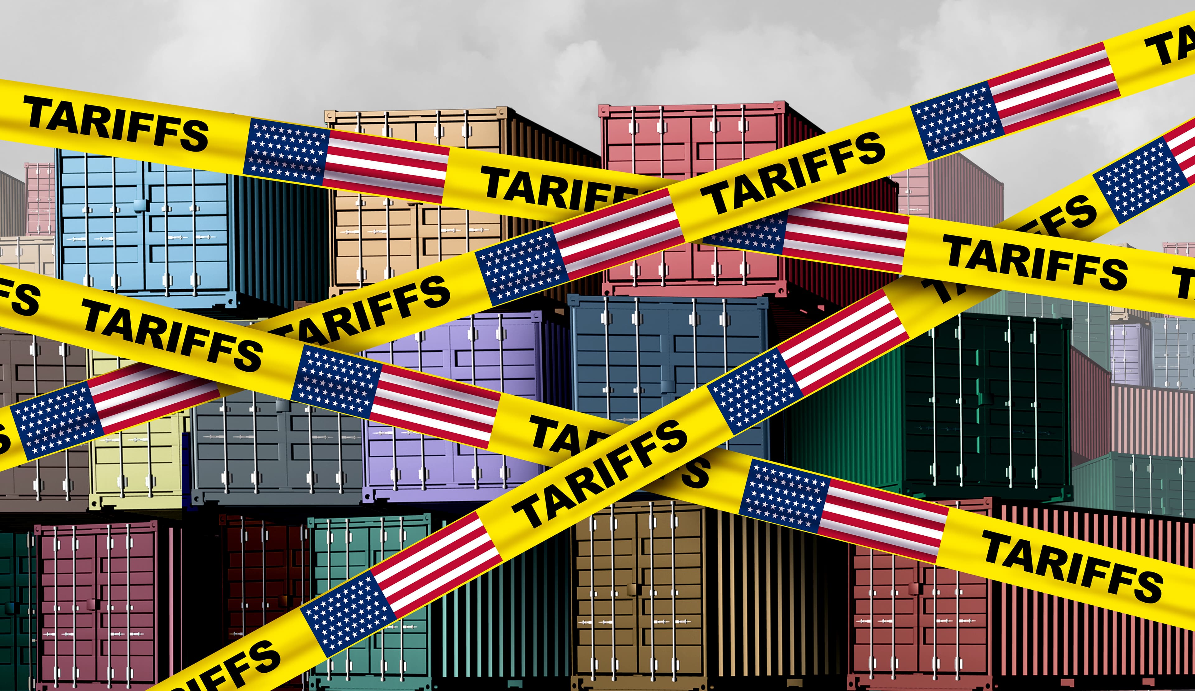 Schiffskontainer hinter Absperrband mit Aufschrift "Tariffs"
